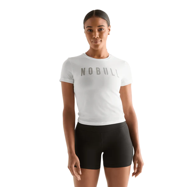 Damen-NOBULL-Fitted-T-Shirt